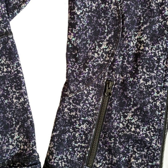 Lululemon Define Jacket - Picture 5 of 7